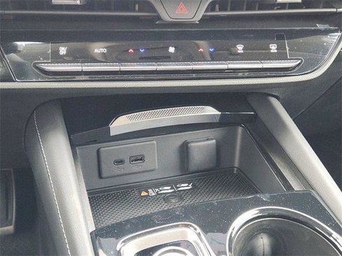 New 2025 Buick Envision Sport Touring image 14