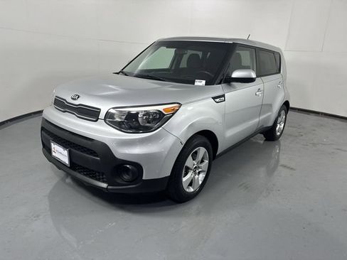 Used 2017 Kia Soul image 2