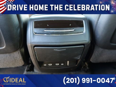 Used 2022 Cadillac Escalade ESV Sport Platinum AWD/4WD image 33