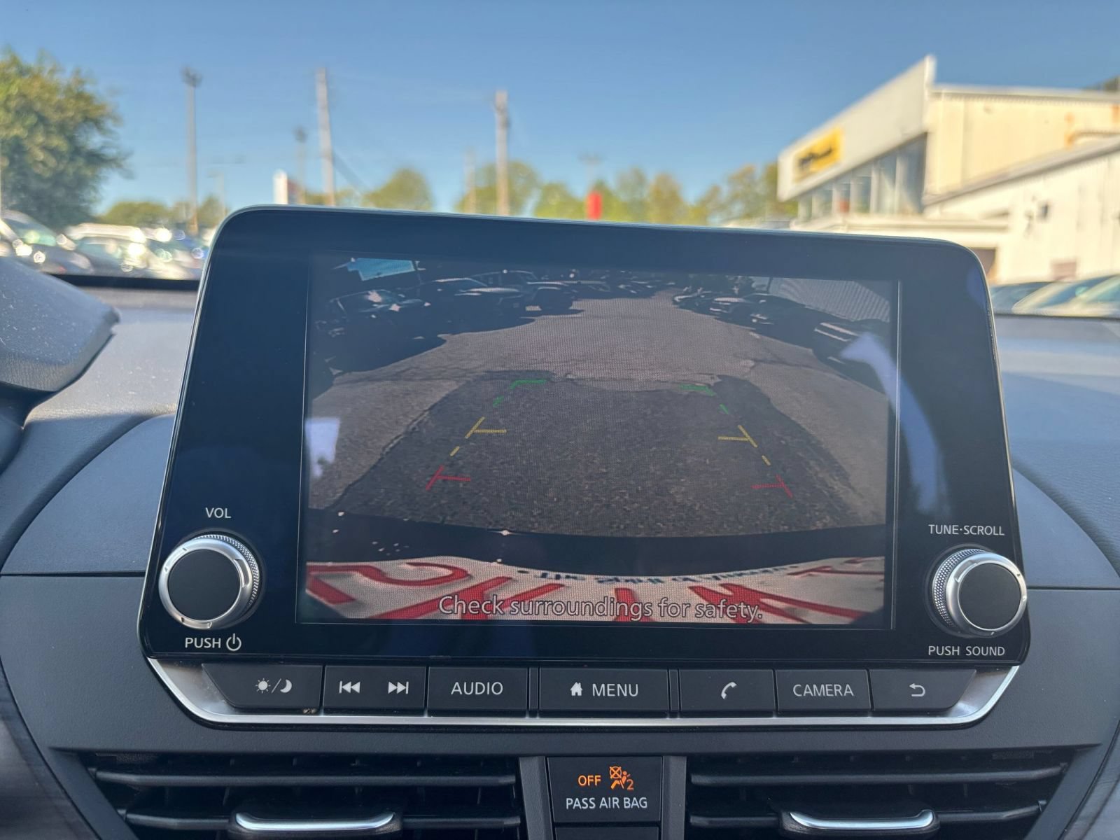 Used 2025 Nissan Altima 2.5 SV FWD image 22