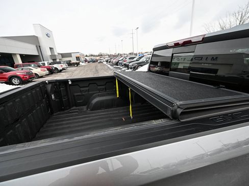 Used 2023 GMC Sierra 1500 Denali image 16