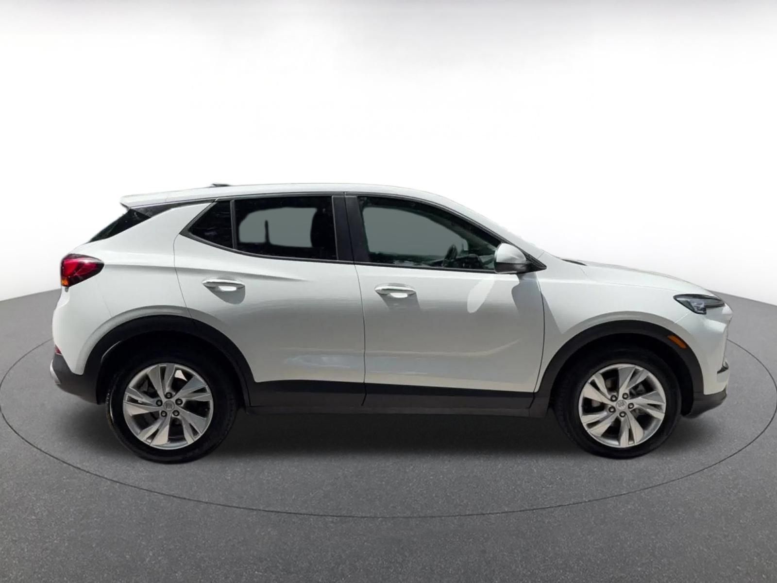 Used 2025 Buick Encore GX Preferred FWD image 15