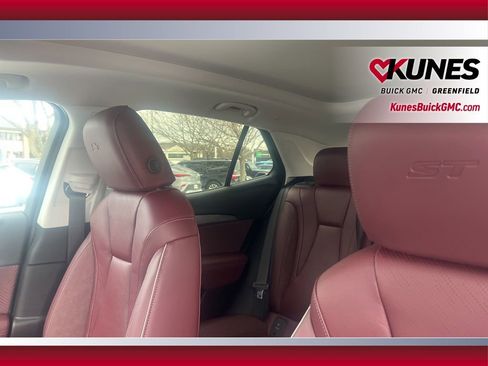 New 2026 Buick Envision Sport Touring image 32