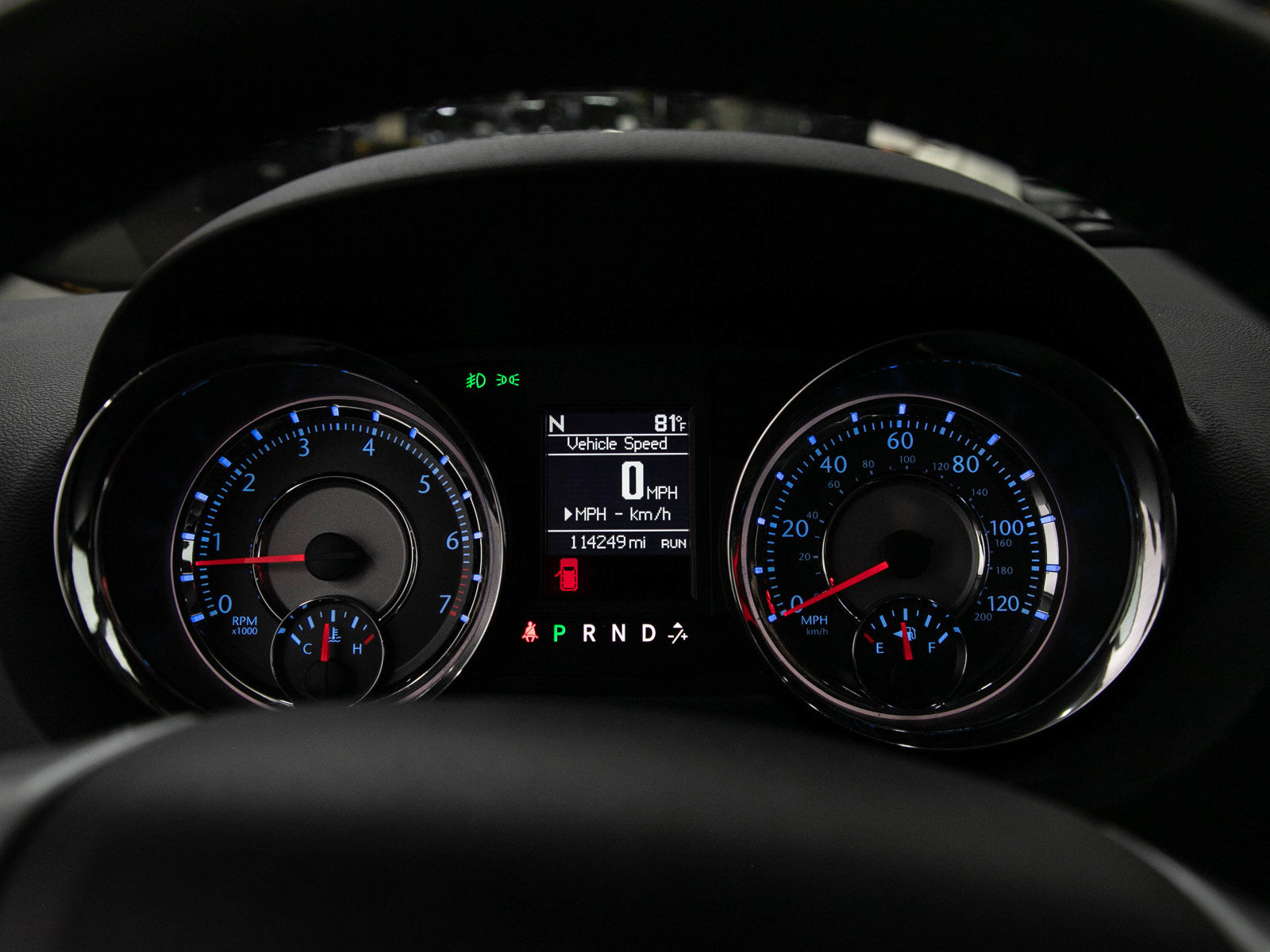 Used 2013 Chrysler Town & Country Touring FWD image 30