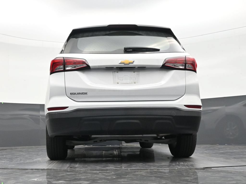 Used 2024 Chevrolet Equinox LS w/ Driver Confidence II Package FWD image 23
