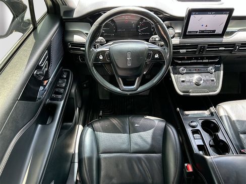 Used 2021 Lincoln Corsair AWD w/ Premium Package image 23