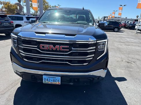 Used 2025 GMC Sierra 1500 SLT AWD/4WD image 3