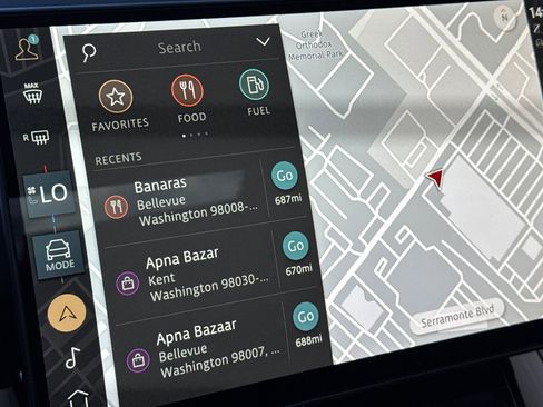 Used 2024 Land Rover Range Rover Sport SE image 20