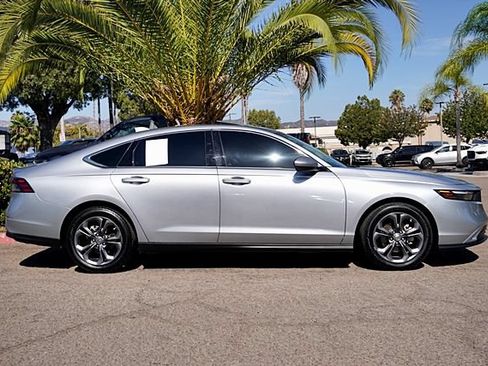 Used 2023 Honda Accord EX image 7