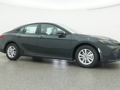 New 2026 Toyota Camry LE image 28