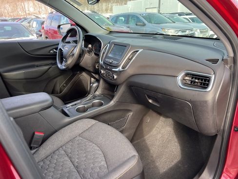 Used 2018 Chevrolet Equinox LT image 28