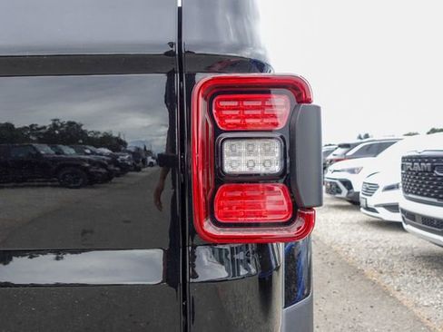 New 2025 Jeep Gladiator Rubicon image 6