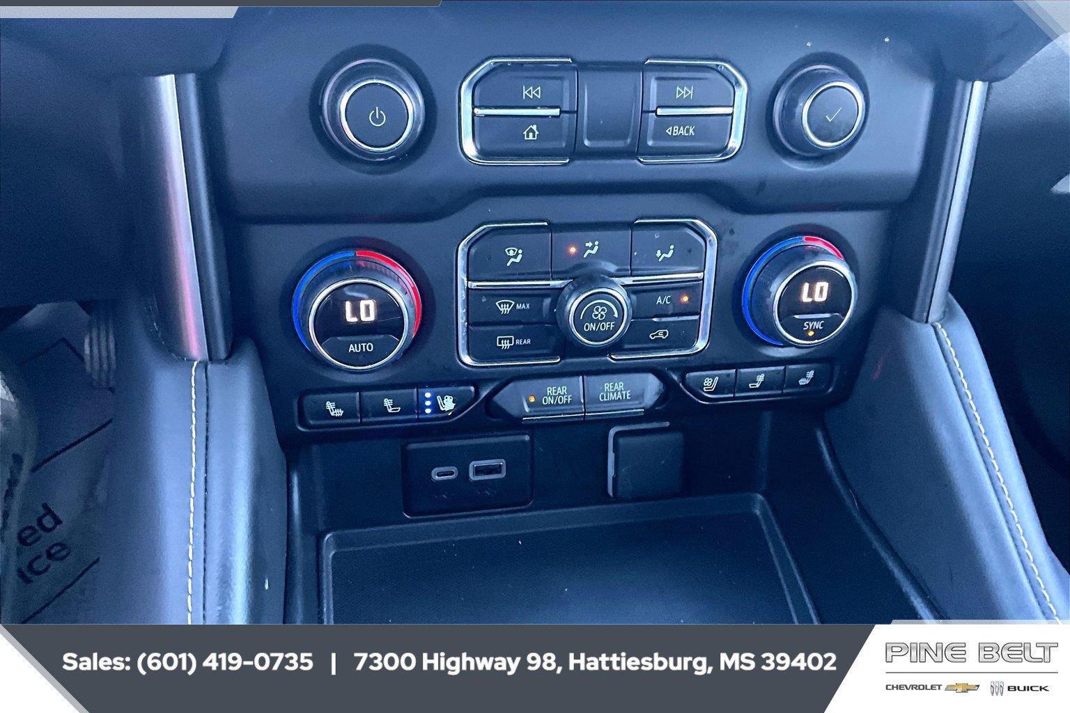 Used 2024 Chevrolet Tahoe Premier RWD image 24