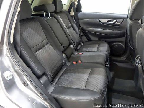 Used 2020 Nissan Rogue SV AWD/4WD image 28