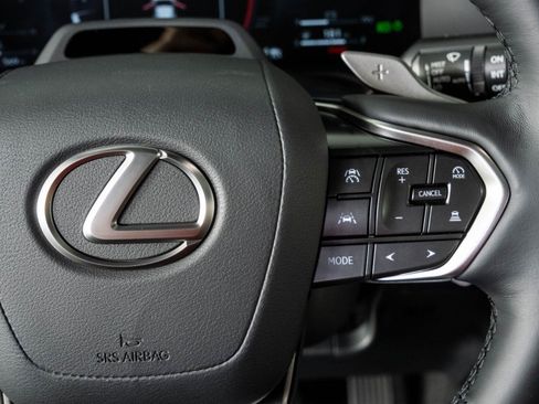 Used 2026 Lexus GX 550 w/ Accessory Package (ZB) AWD/4WD image 11
