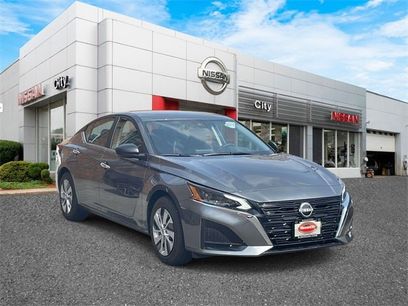 New 2025 Nissan Altima 2.5 S