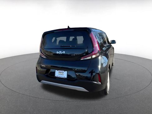 Used 2025 Kia Soul LX w/ LX Technology Package image 15