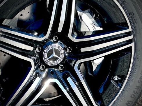 New 2026 Mercedes-Benz GLC 300 4MATIC image 12