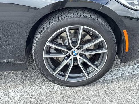 Used 2021 BMW 330i Sedan w/ Convenience Package RWD image 9