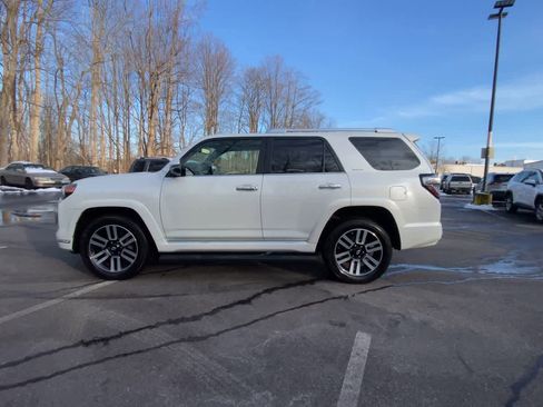 Used 2022 Toyota 4Runner Limited image 10