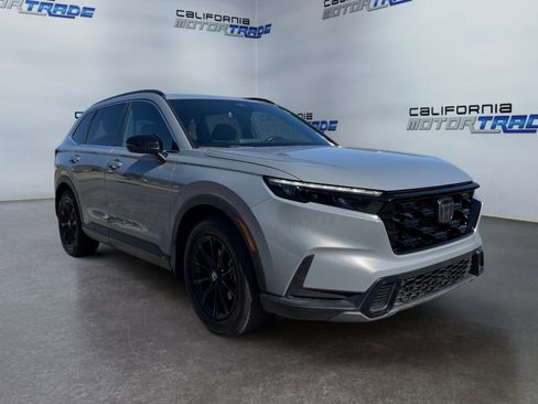 Used 2023 Honda CR-V Sport image 3