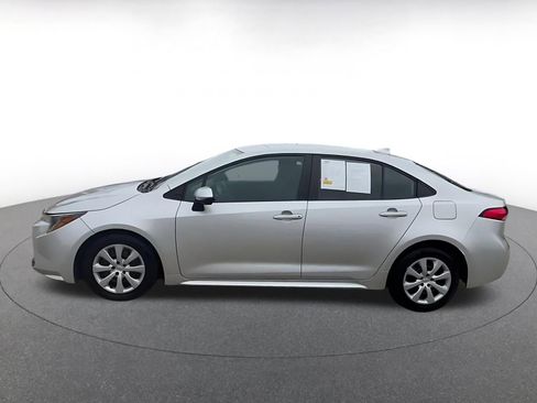 Used 2023 Toyota Corolla LE FWD image 9