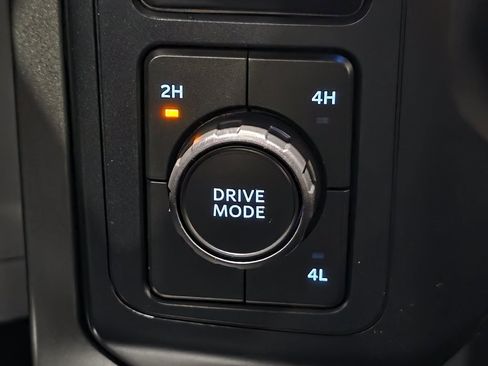 Used 2022 Ford F150 XLT w/ XTR Package image 35