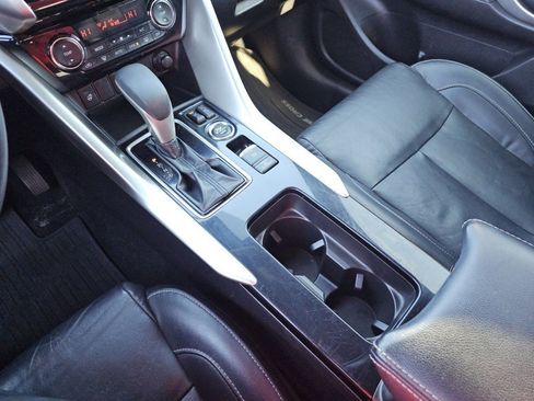 Used 2022 Mitsubishi Eclipse Cross SEL image 34