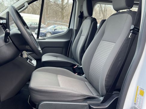 Used 2023 Ford Transit 350 XLT image 11