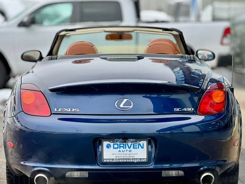 Used 2005 Lexus SC 430 Convertible image 32