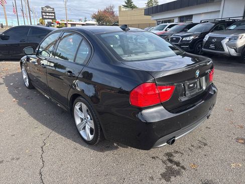 Used 2011 BMW 335i xDrive Sedan w/ M Sport Pkg image 3