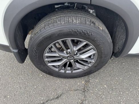 Used 2024 Nissan Rogue S image 26