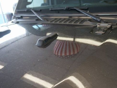 Used 2021 Jeep Wrangler Unlimited Sahara image 93