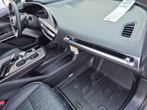 New 2026 Cadillac Lyriq V w/ Exterior Carbon Fiber Package AWD/4WD image 35