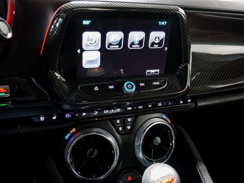 Used 2018 Chevrolet Camaro ZL1 image 29