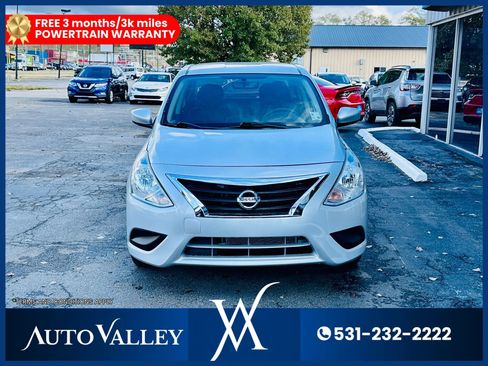 Used 2019 Nissan Versa S Plus FWD image 2