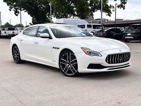 Used 2019 Maserati Quattroporte GTS GranLusso RWD image 1