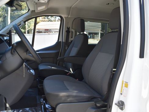 Used 2023 Ford Transit 350 XLT image 25