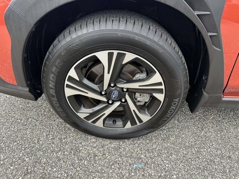 Certified 2025 Subaru Crosstrek 2.5i Premium AWD/4WD image 6