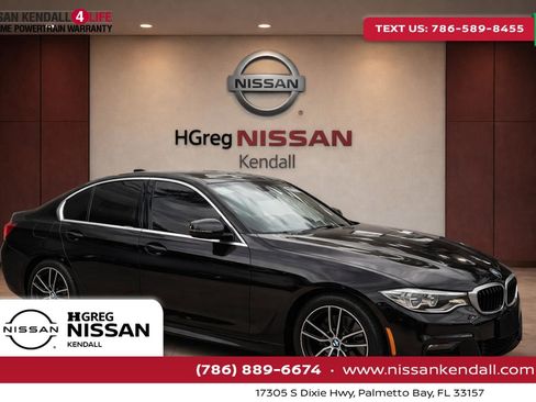 Used 2022 BMW 330i Sedan w/ Convenience Package RWD image 1