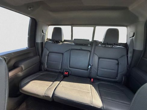 Used 2023 GMC Sierra 3500 Denali w/ Denali Black Diamond Edition AWD/4WD image 10