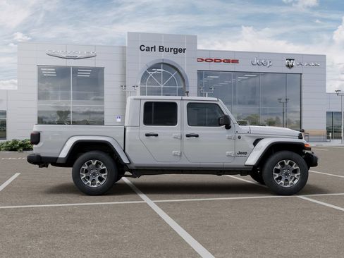 New 2026 Jeep Gladiator Sport AWD/4WD image 21