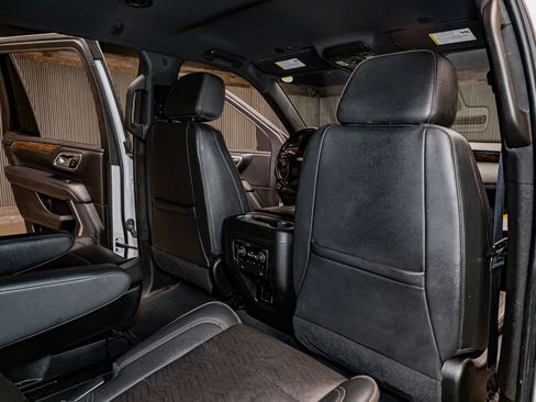 Used 2021 Chevrolet Tahoe High Country image 26