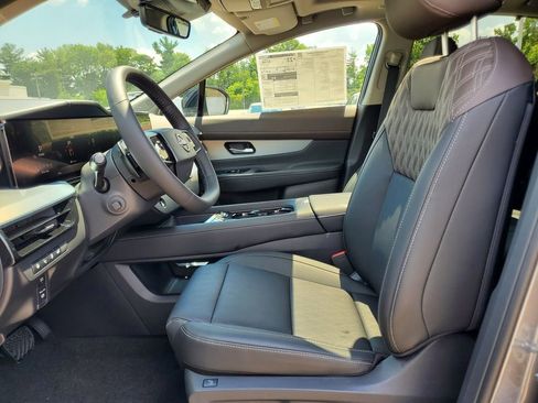 New 2025 Nissan Murano Platinum w/ Cargo Package image 17