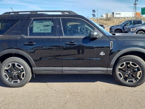 New 2024 Ford Bronco Sport Outer Banks w/ Tech Package image 2