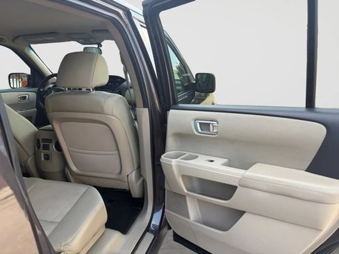 Used 2014 Honda Pilot LX image 18
