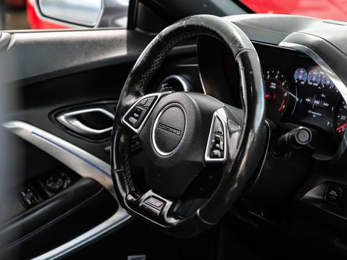 Used 2019 Chevrolet Camaro SS RWD image 10