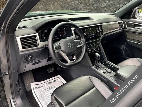 Used 2022 Volkswagen Atlas Cross Sport SE AWD/4WD image 12