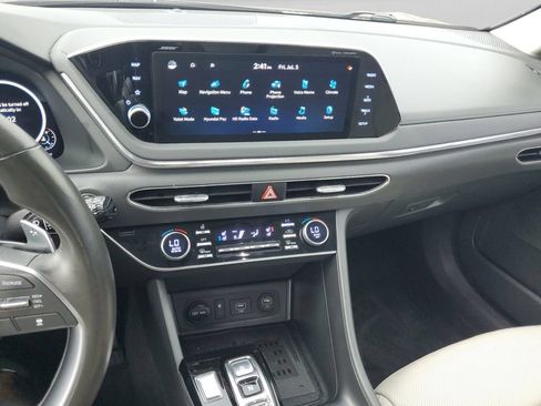 Used 2022 Hyundai Sonata Limited FWD image 24