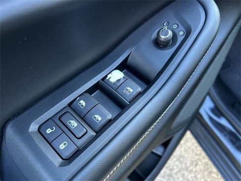 Certified 2023 Jeep Grand Cherokee Altitude image 16